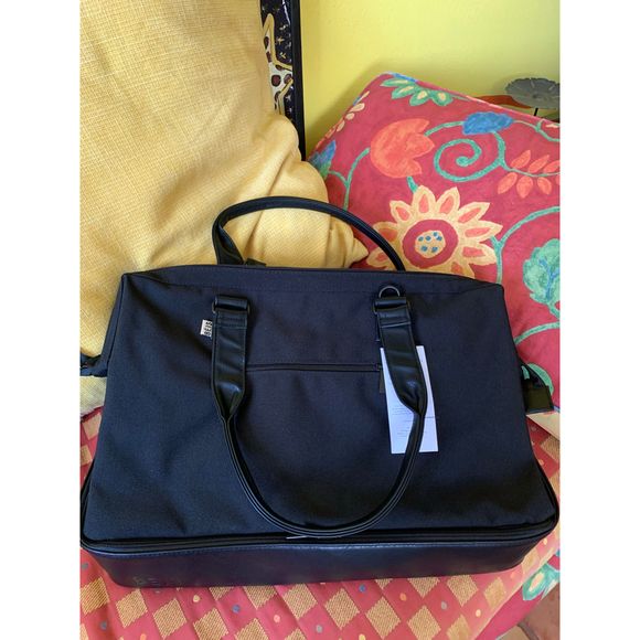 NWT BEIS Weekender bag in Black - Picture 6 of 8